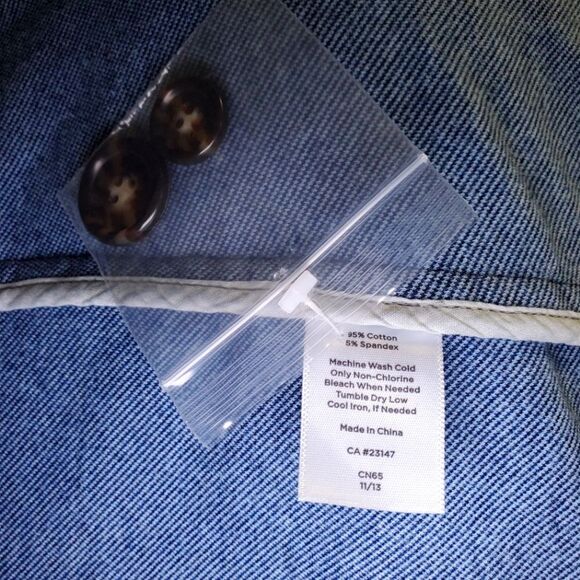 NEW Talbots Women's Blazer Medium Blue Dark Wash Denim Stretch Cotton 2-Button - Picture 8 of 9